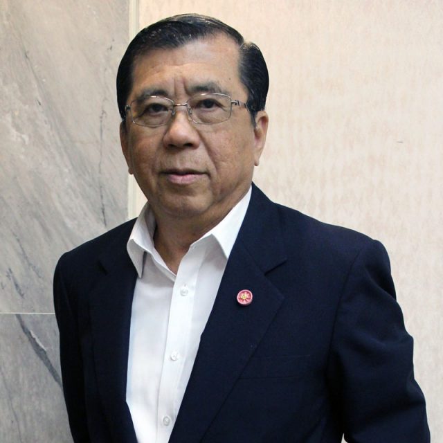 DR.KAROON CHANDRANGSU